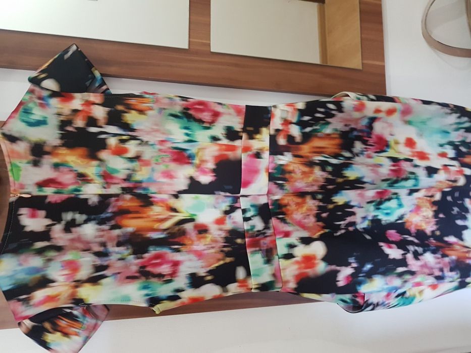 Rochie nouă măr. 36