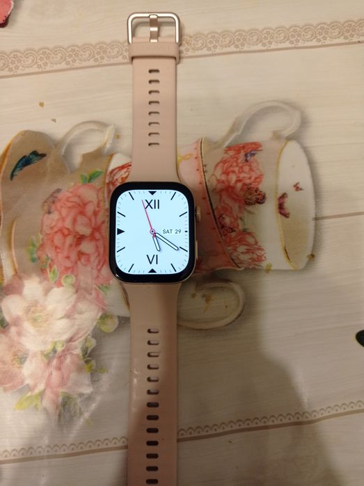 Часовник Huawei fit 3