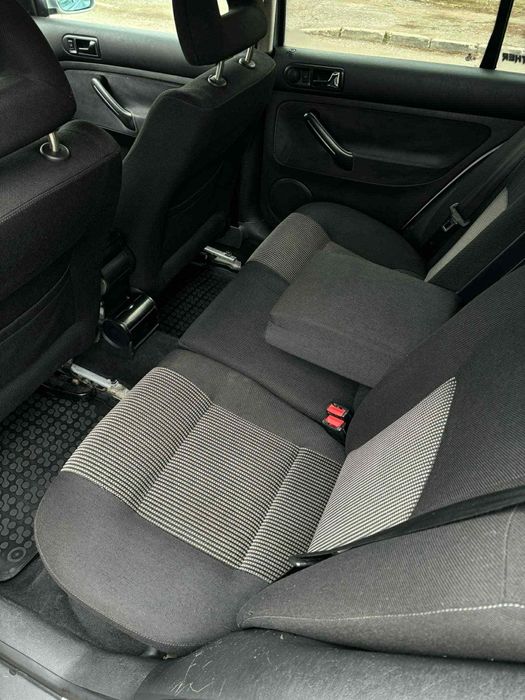 Продавам Фолксваген голф 4