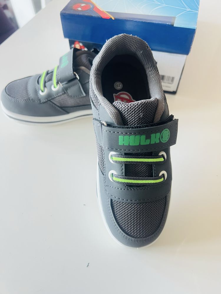 Детски маратонки Hulk