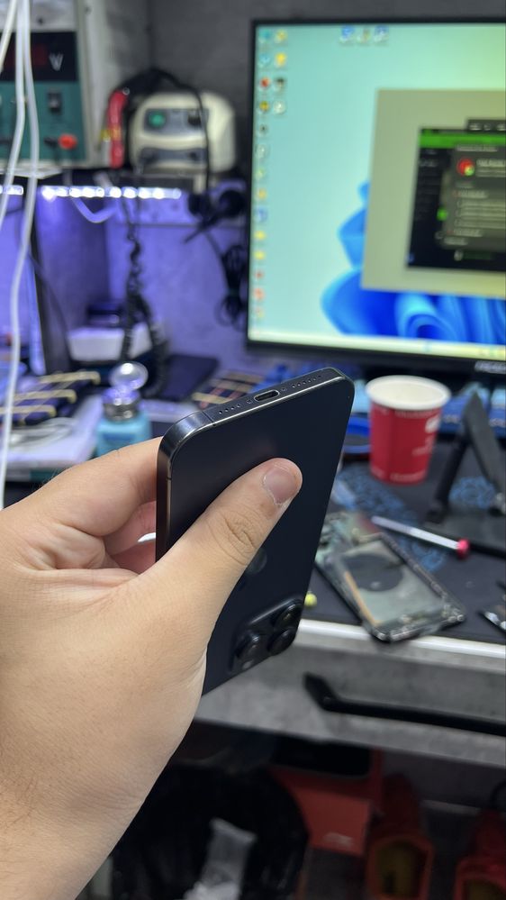 Iphone 15 pro max ideal  699 срочна