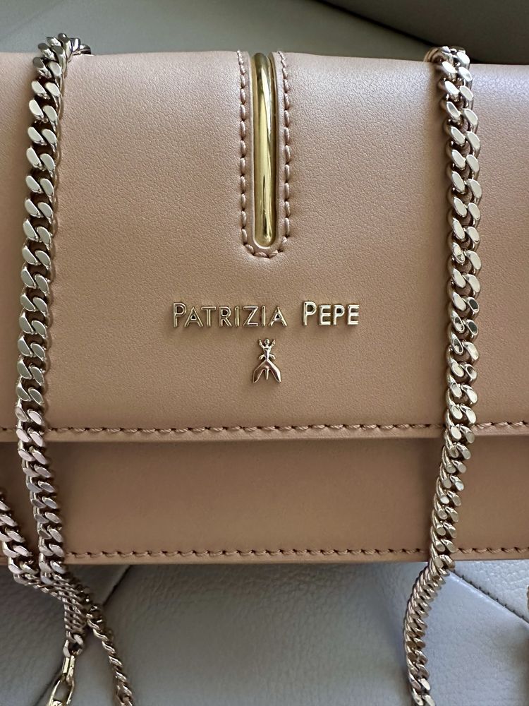 Кожена чанта Patrizia Pepe