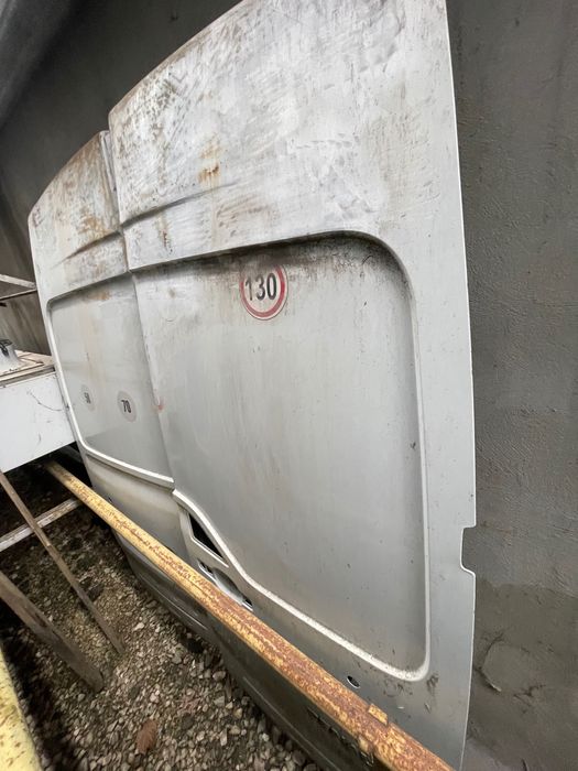 Usi spate Renault Master, 2016