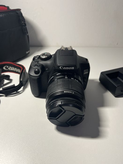 Vând Canon EOS 2000D – stare excelentă!