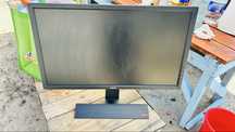 Vand monitor benq  cu audio incorporat si cu hdmi 27 inci