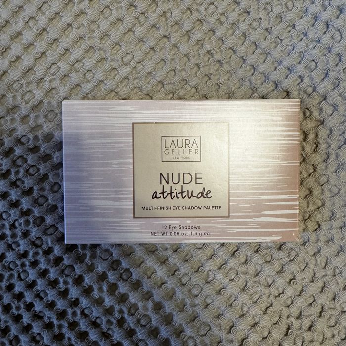 Laura Geller New York Nude Attitude Eyeshadow Palette 12 Shades