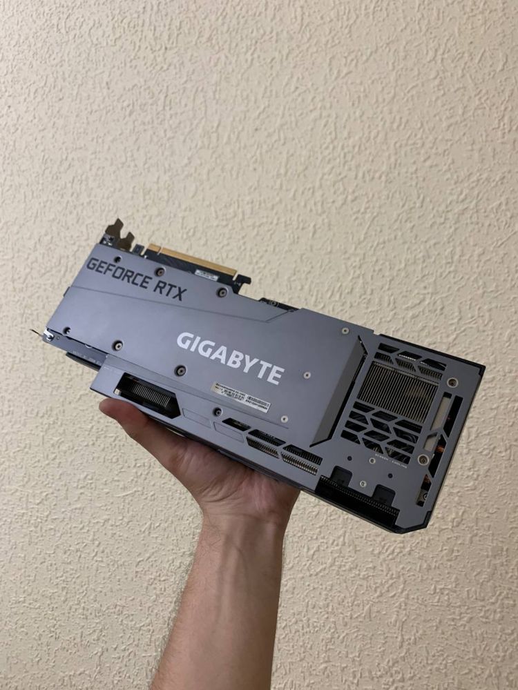 Gigabyte RTX 3080 10Gb Ideal Karopka dok bor