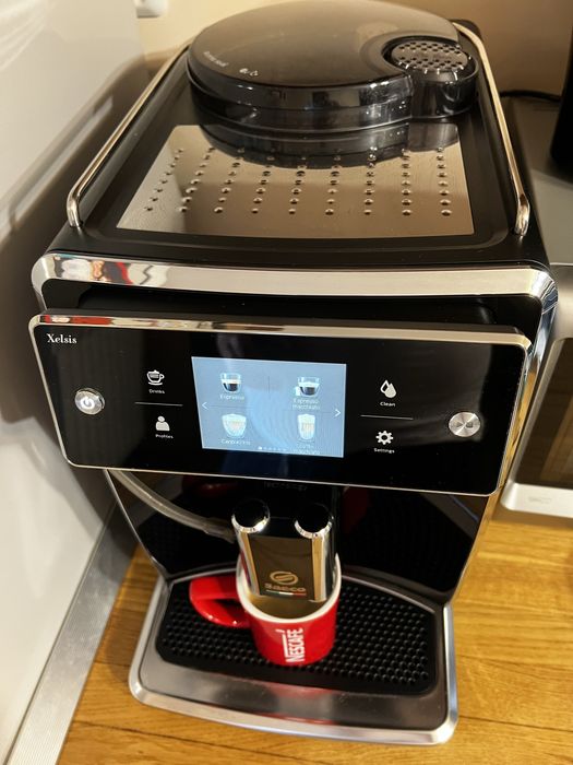 Espressor automat Saeco Xelsis SM7683/00