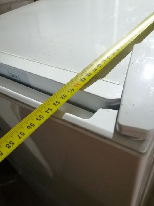 Vând congelator Beko