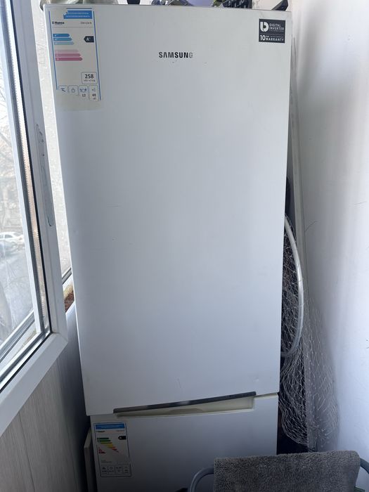 Холодильник samsung