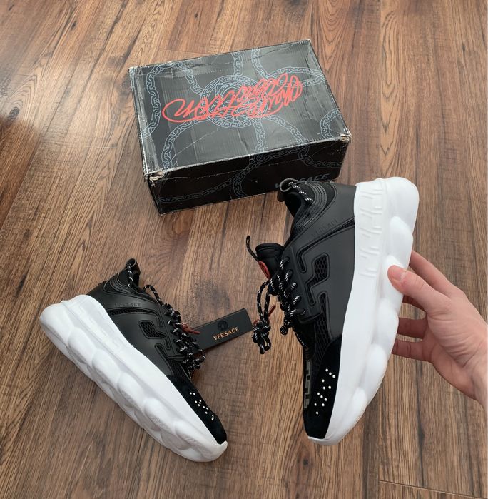 Versace Chain Reaction • STOC: 39,40,42,43,45 • Livrare 1-2 zile •