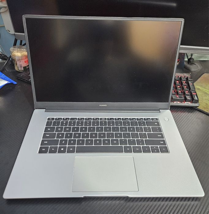 Huawei matebook D15 i3-1115G