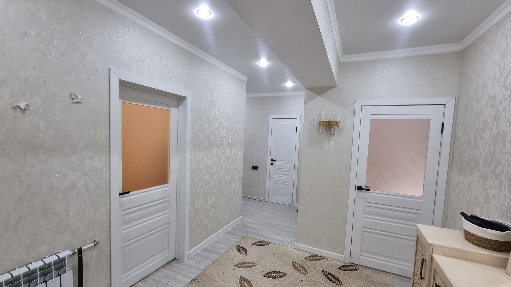 Срочно продам 2х комн Обкомовский дом