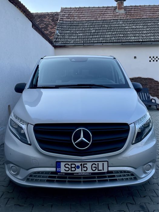 Vand Mercedes vito 2022 9G tronic,istoric complet accept schimb cu SUV