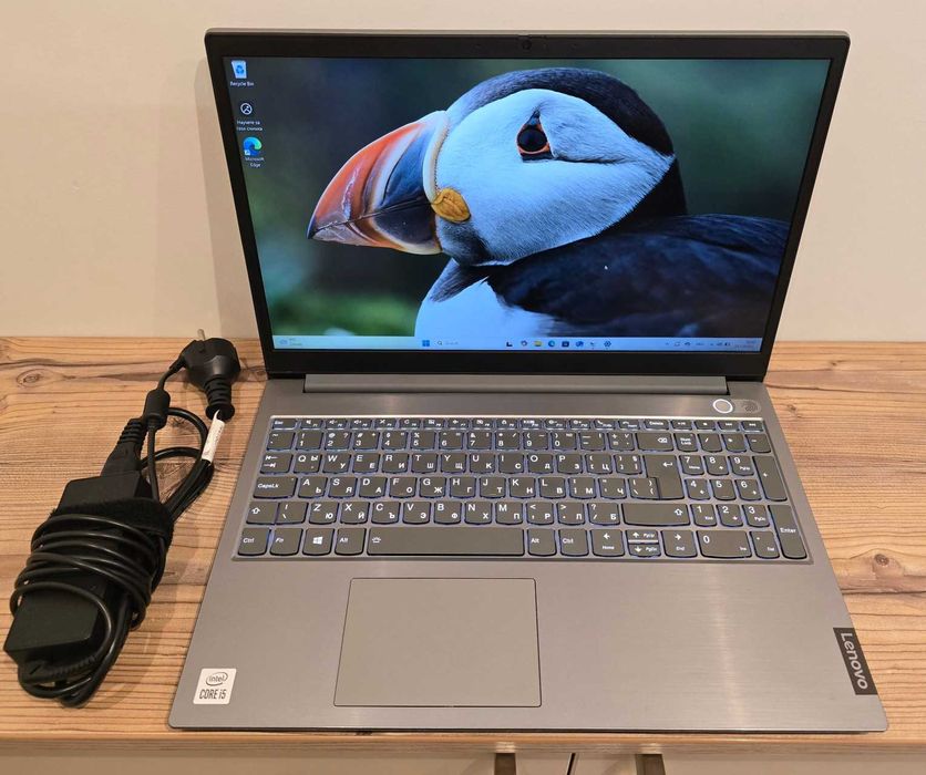 Продавам Lenovo ThinkBook 15-IIL перфектен