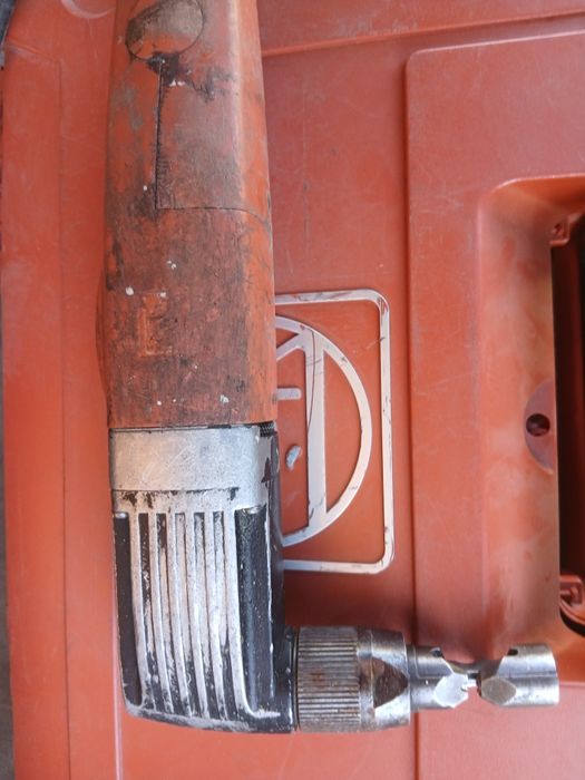 Mașină de tăiat tablă cutata