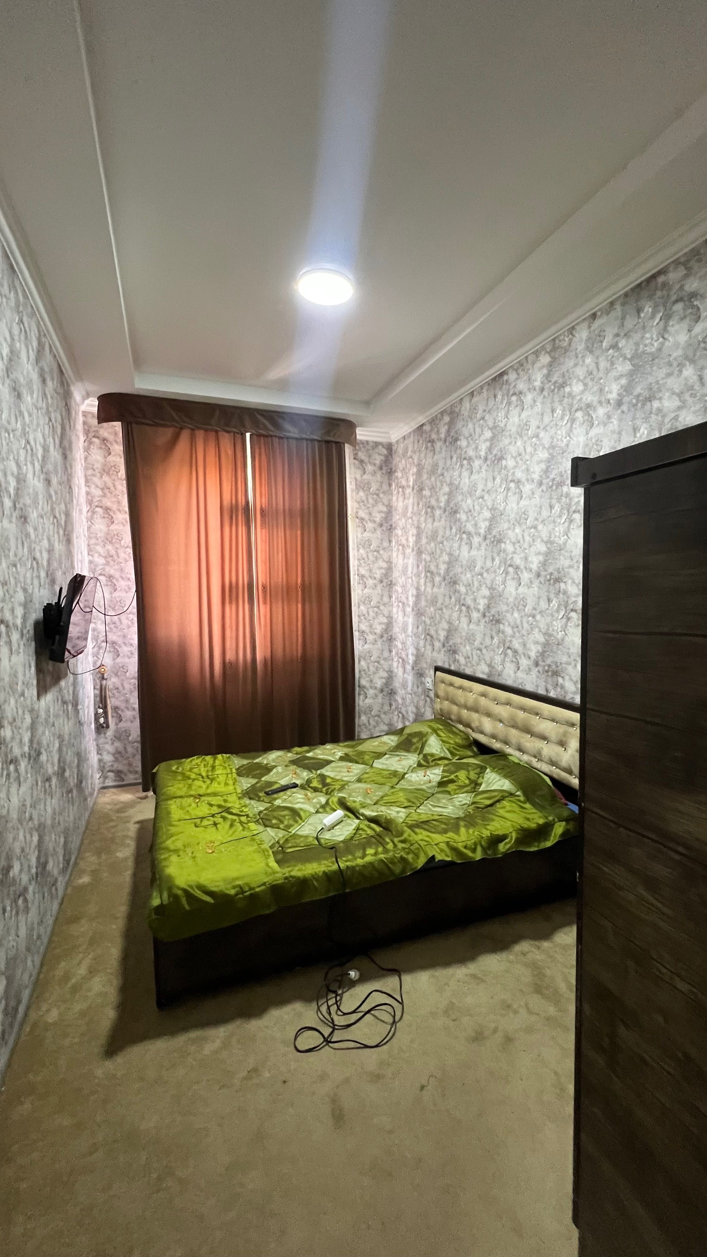 Сдам 2х комн квартиру