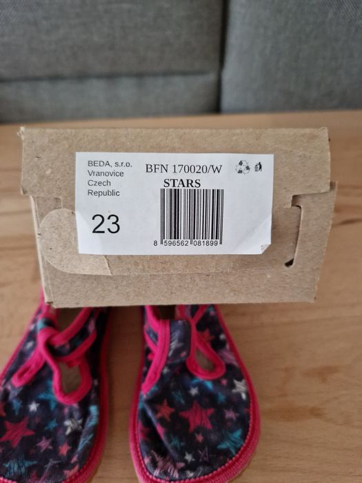 Боси пантофи Beda