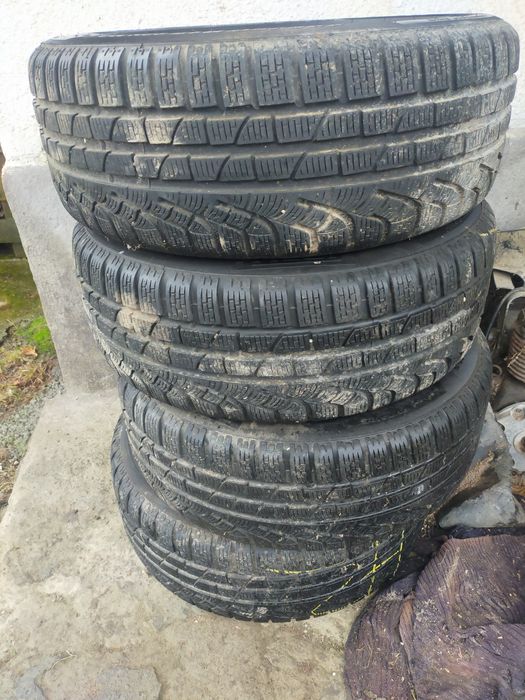 Cauciucuri 225/50R17