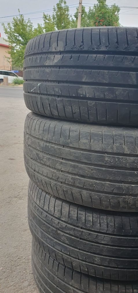 Продам шины 245 45 R18