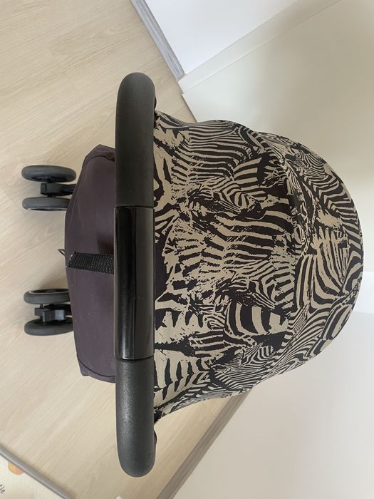 Carucior sport GB cu pozitie de somn