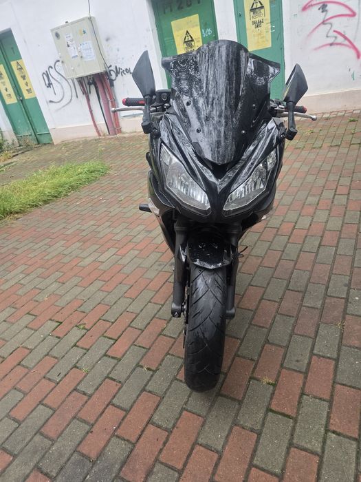 Kawasaki ER-6F, 649 cc