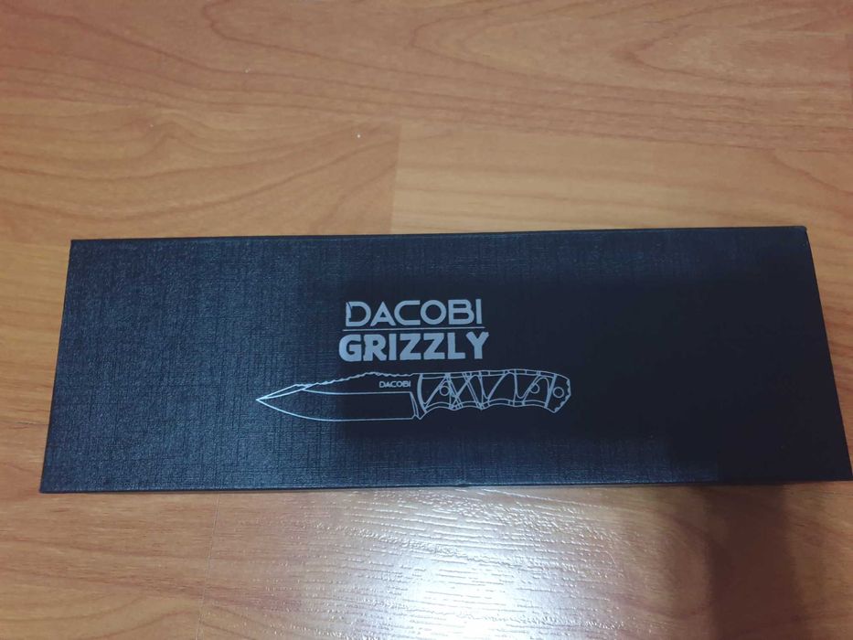 Cutit Grizzly pentru camping