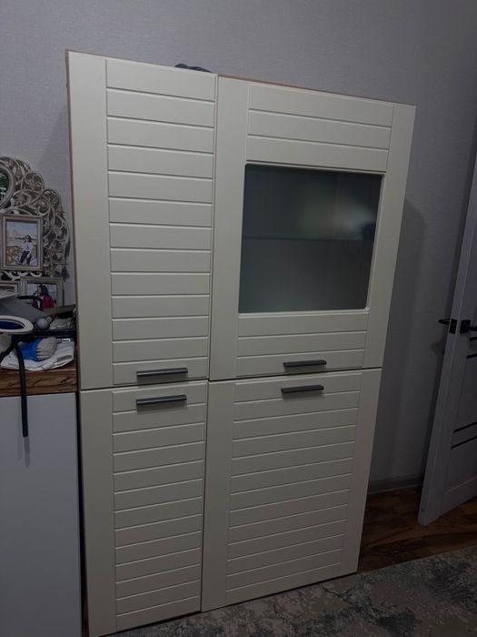 Продаю шкаф высота 160 см