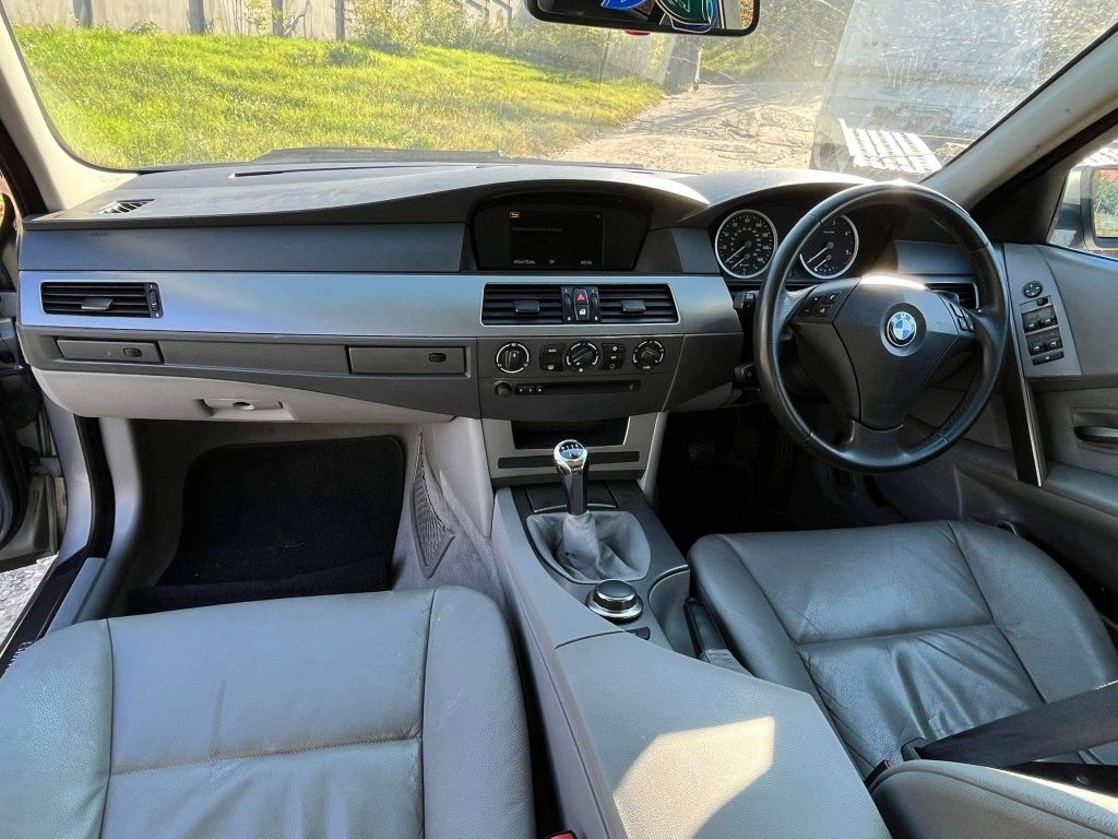 Сив кожен салон за BMW E61