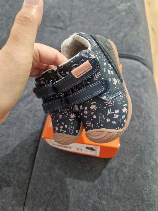 Biomecanics marimea 21, imblanite, fetita