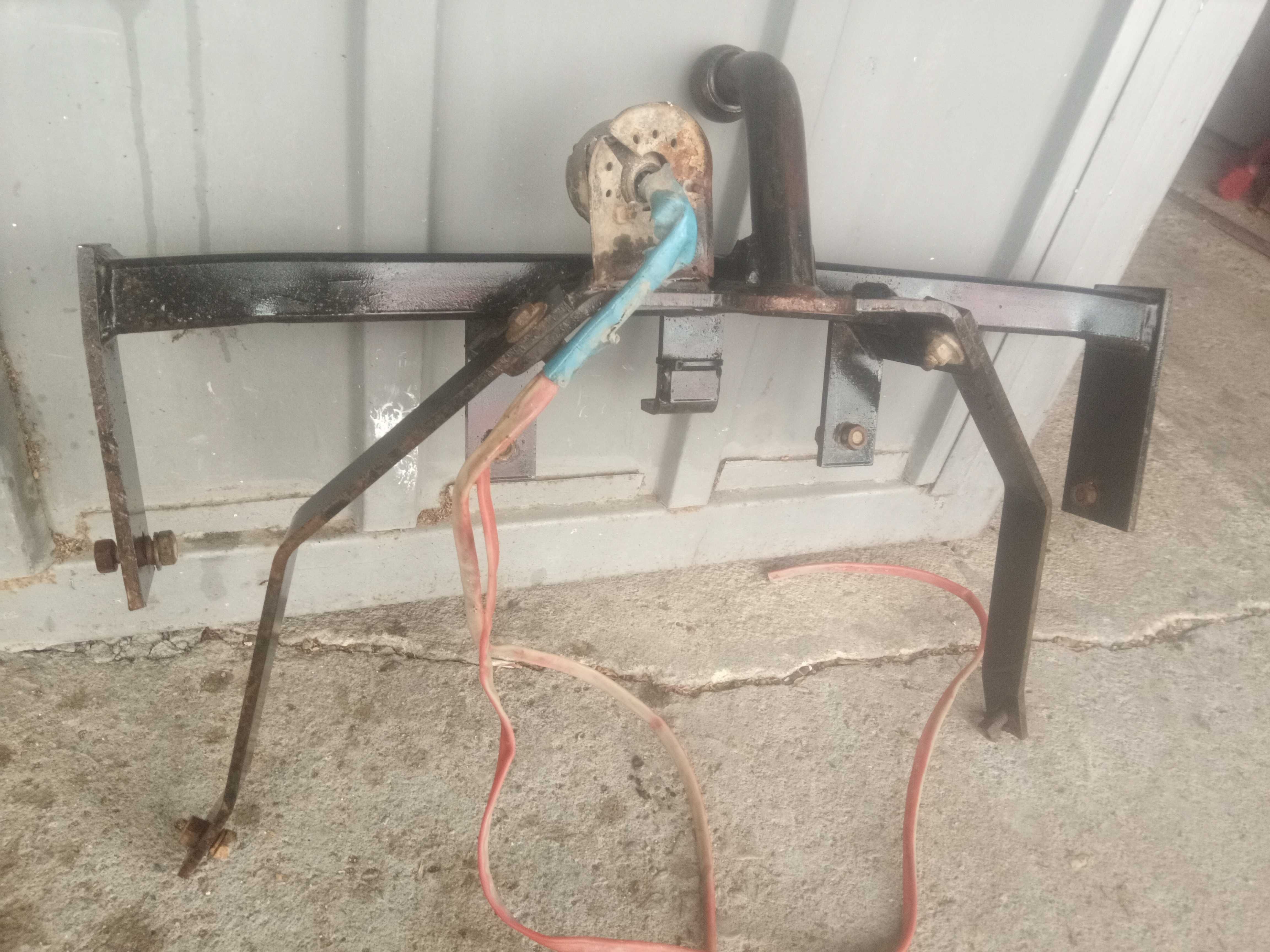 Продавам теглич запаено