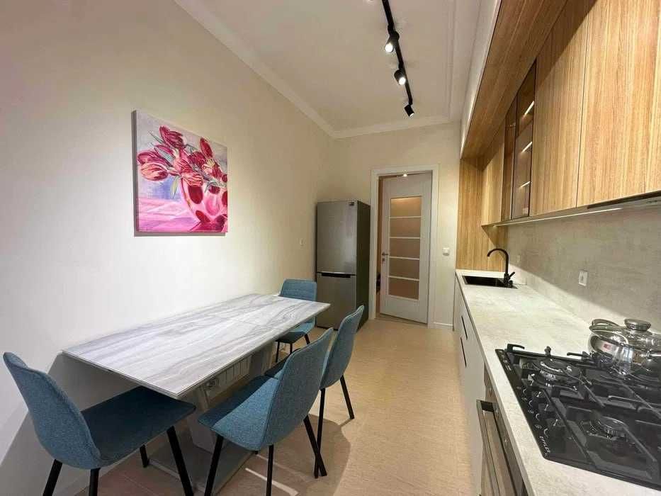 Сдаётся кв ЖК Алмазар Сити 3-ком/5/13 ро-н Алмазарский 117*