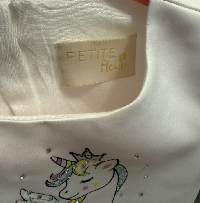 Детска рокля Petit Fleur с еднорог – размер 5–6 години