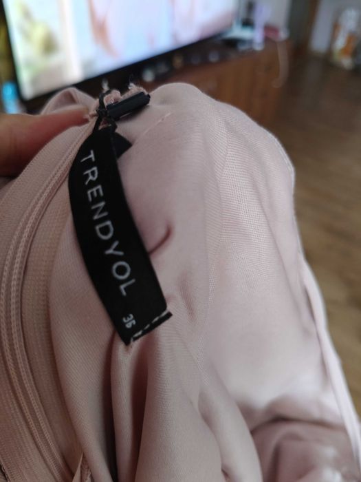 Официална рокля Trendyol original нова