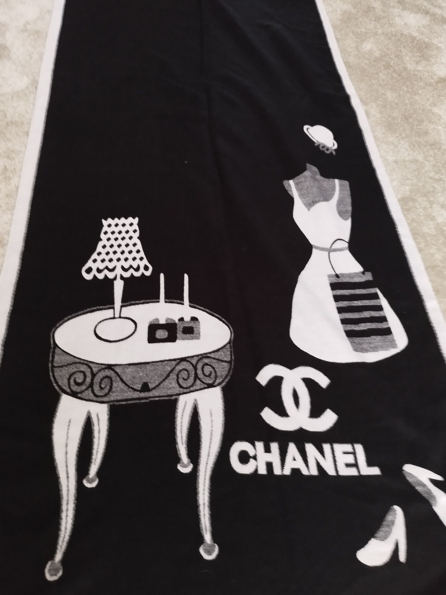 Eșarfă Chanel originala