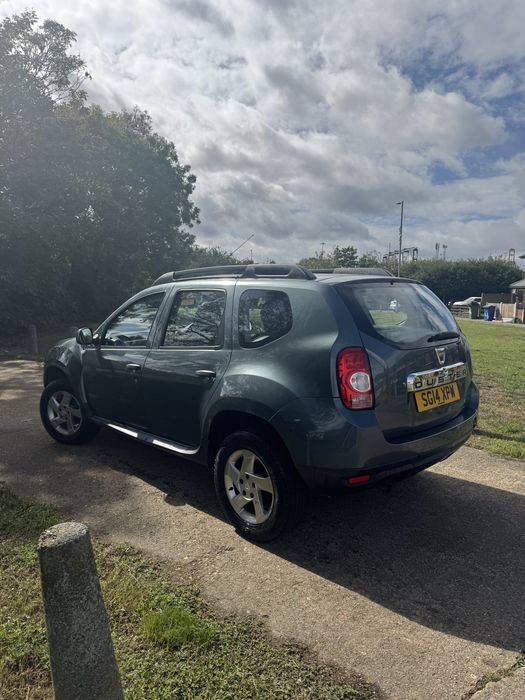 Dacia Duster 2014 1.5 D volan dreapta