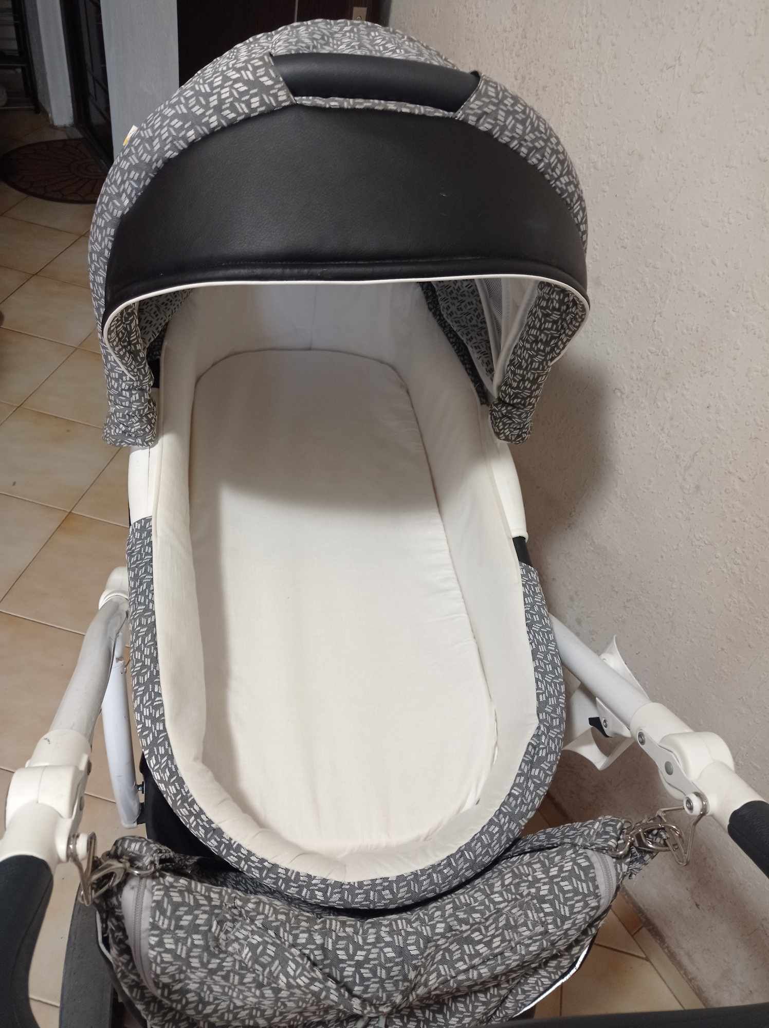 Бебешка количка Торино 2в1