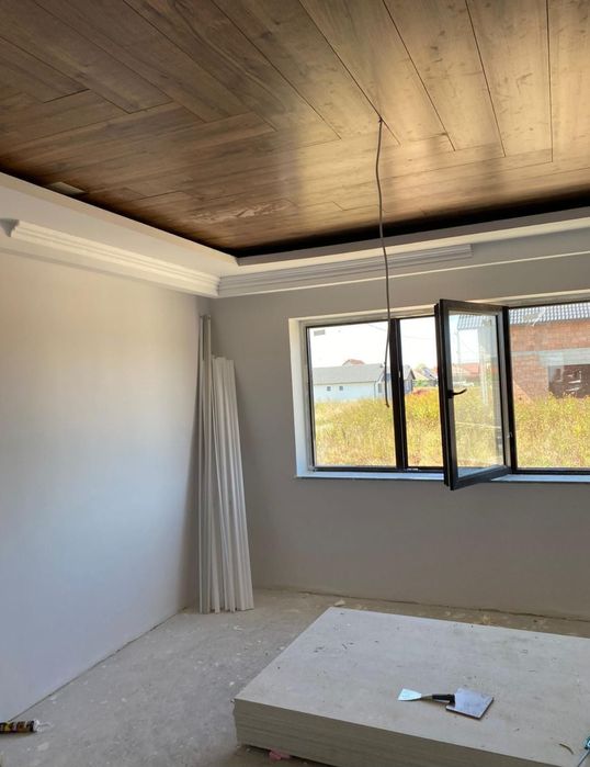 Execut finisaje interioare si exterioare