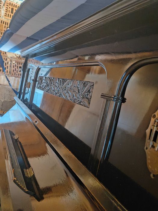 Pianina Hoffmann vintage, stil Art Nouveau, cu scaun