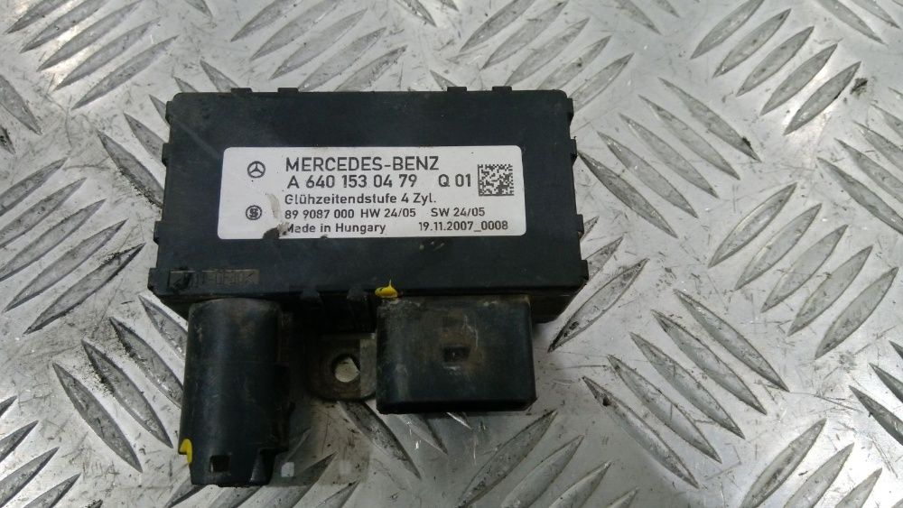 Реле подгревни свещи Mercedes A180 CDI W169 2007г.