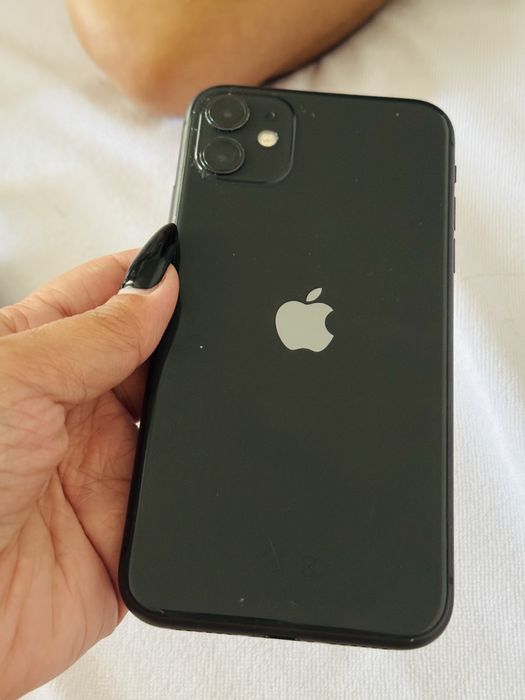 Продается айфон 11