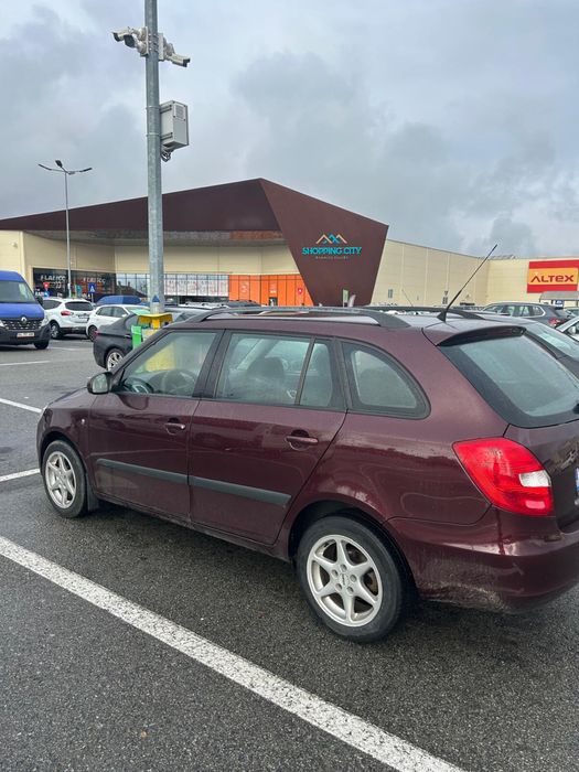 Skoda fabia 2009 1.4 benzina