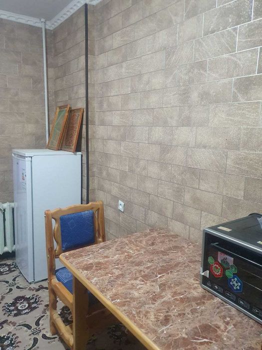 Navoiy Vasxod 3-4-qavat indiski dom. 3 xonali 2 qavatli uy sotiladi.