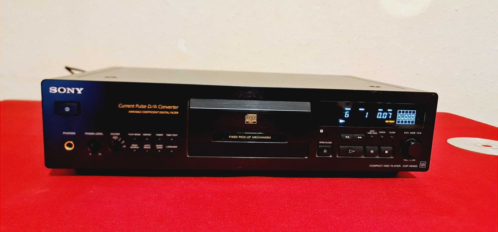Sony CDP XB 920 QS cd text puck
