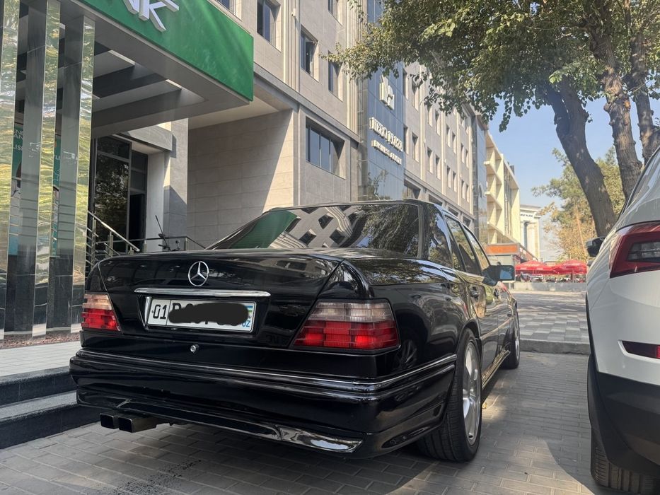 W124 сотилади  104, 3.2