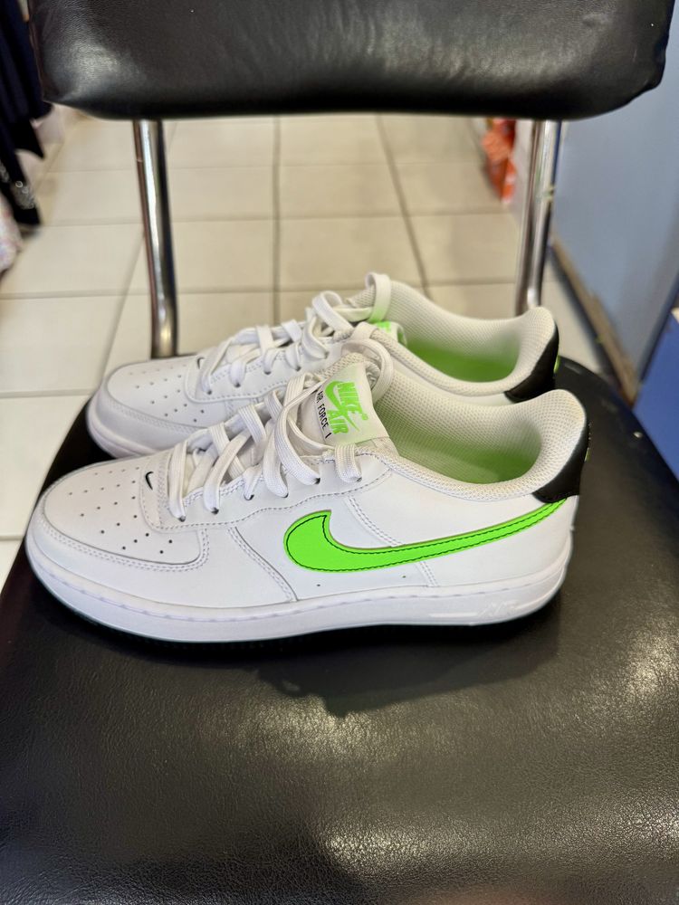 Air force1  чисто нови!