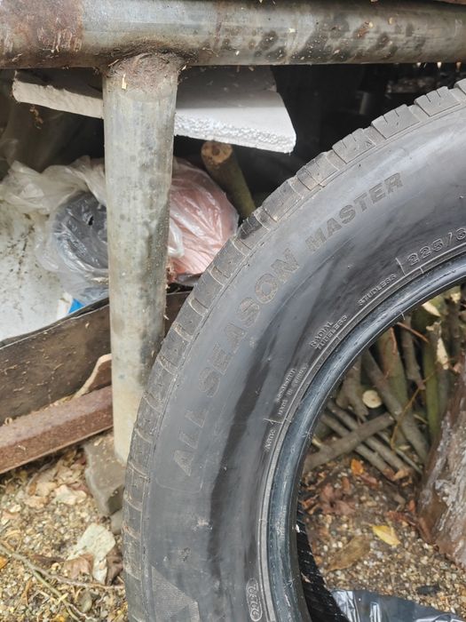 Cauciucuri 225 65 17 good year și minerva