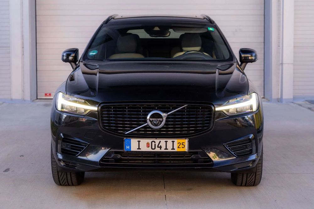 Volvo XC 60 Volvo XC 60 R Design | Recharge Plug-In Hybrid | AWD