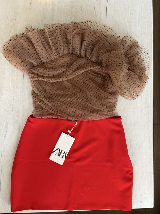 Ефектен топ ZARA