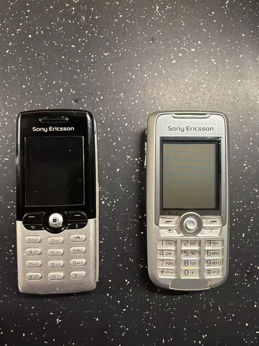 Lot 2 telefoane Sony Ericsson